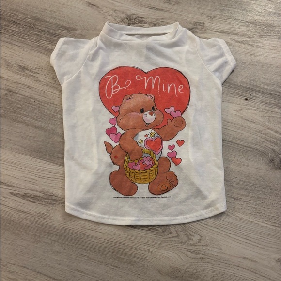 blended Other - Charming White Dog Shirt with Bear and Heart Design